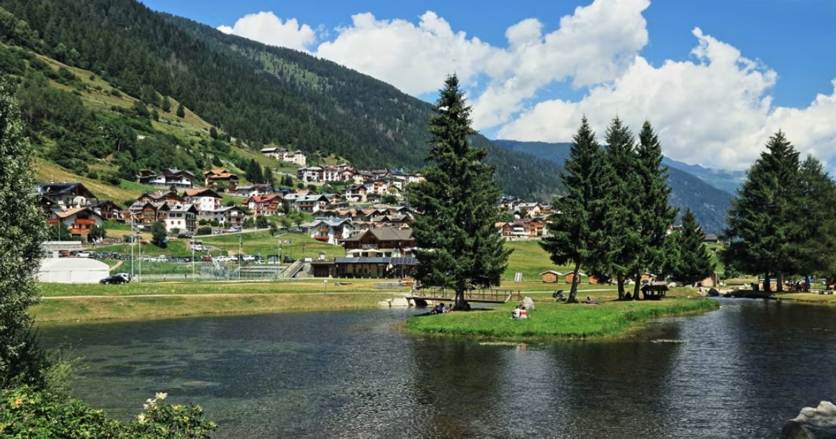 Primești 100.000 de euro să-ți cumperi casă în Italia: condițiile pentru a locui într-o regiune celebră, cunoscută pentru peisaje spectaculoase