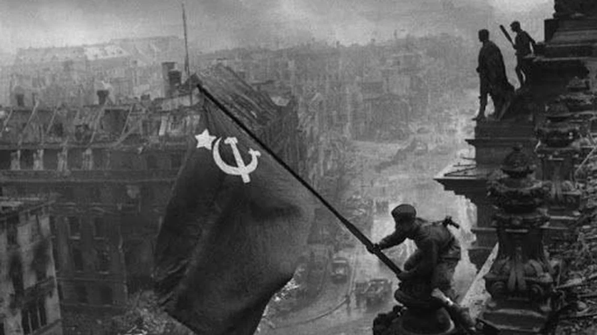 România abandonează în sfârșit tradiția stalinistă a sărbătoririi pe 9 mai a Zilei Victoriei din al Doilea Război Mondial jpeg
