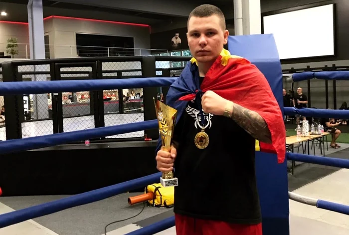 stefan ilascu campion kickbox elev scoala militara foto arhiva personala