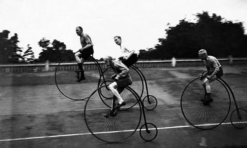 Caii de fier   scurt istoric al bicicletelor jpeg