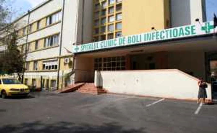Bărbatul a stat internat cinci zile la Spitalul de Boli Infecţioase