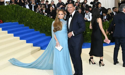 jennifer lopez l and alex rodriguez gettyimages 675607486 jpg jpeg