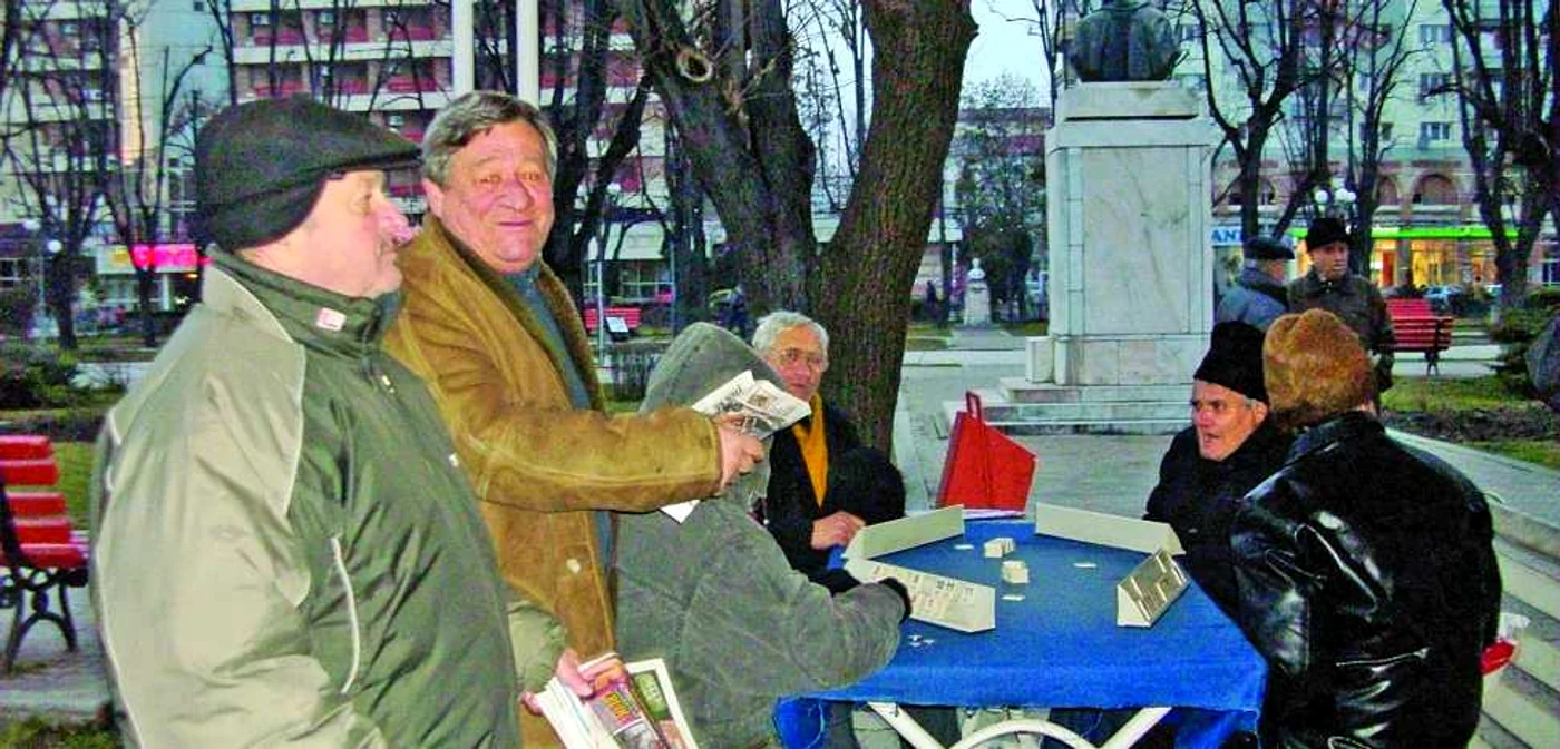 Pasionaţii de jocuri înving frigul de afară