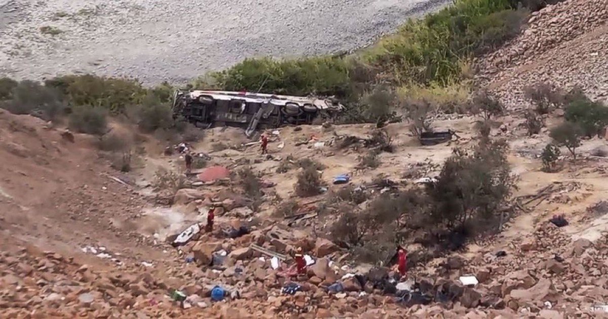 Accidente tragice de autobuz în Suedia și Peru