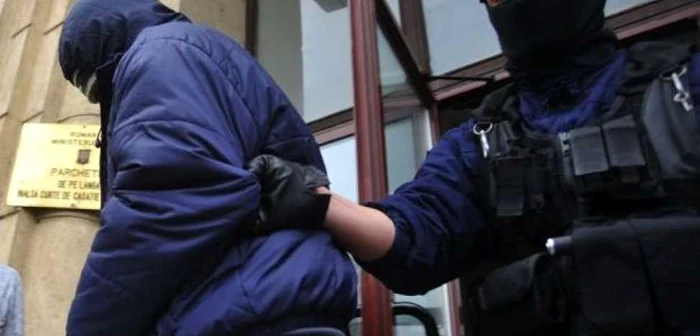 Toţi cei cinci minori sunt cercetaţi de poliţişti/foto: Arhiva