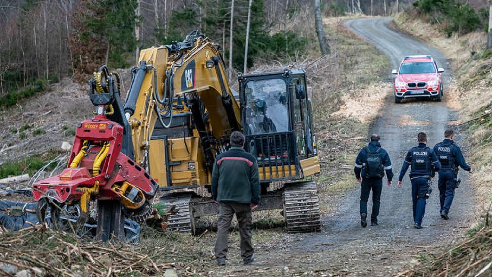 Misterul românului de 16 ani care a murit în timp ce muncea într-o pădure din Germania. Un angajat face dezvăluiri