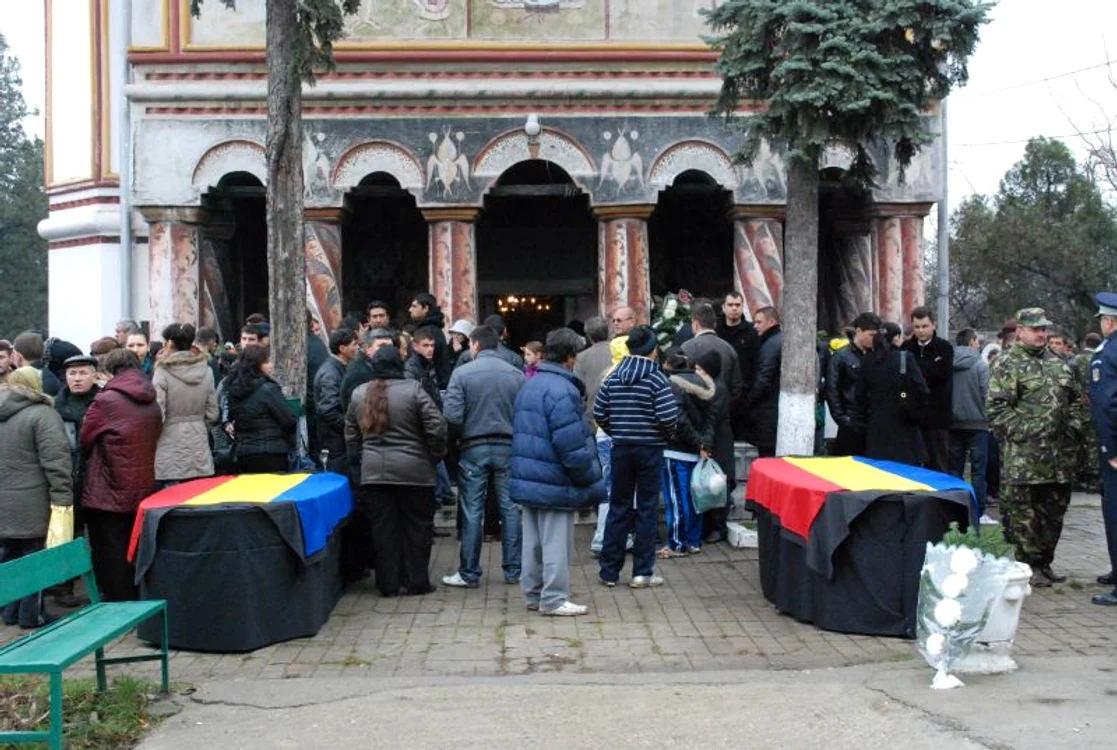 Militarii au fost comemoraţi la biserica Ungureni.