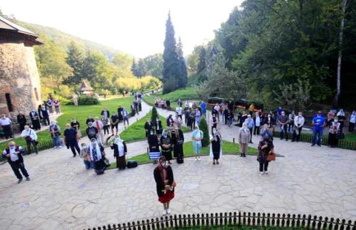 manastirea prislop hram foto episcopia devei si hunedoarei