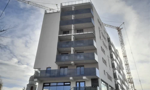 bloc în construcții Suceava jpg