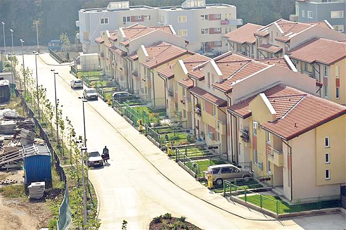 În acest complex este situat apartamentul  vedetei