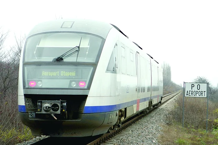 
    Un bilet costă 8,10 lei  