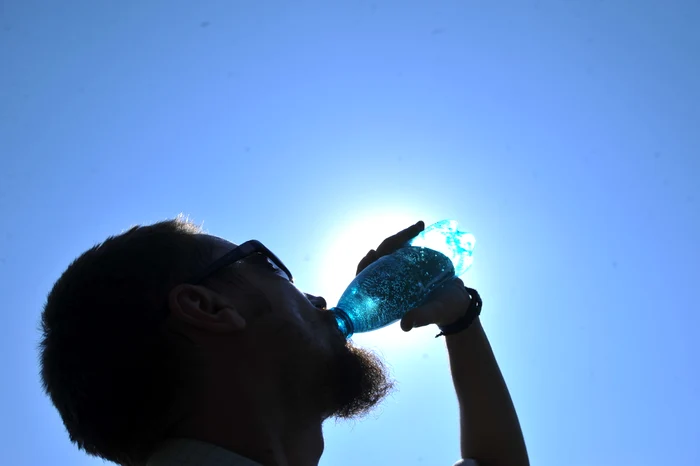 Beţi doi litri de apă pe zi