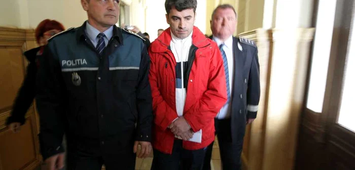 Comisarul-şef Gheorghe Tomescu a fost arestat preventiv, ieri. FOTO: Caius Raţiu