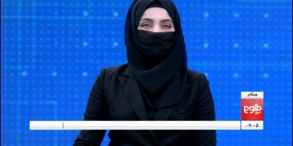 prezentatoare TV Afganistan / foto Twiiter