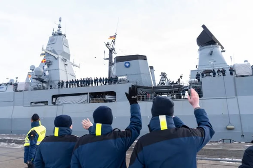 Tensiuni privind Groenlanda: O fregată a marinei germane se alătură distrugătoarelor NATO din zona Mării Nordului