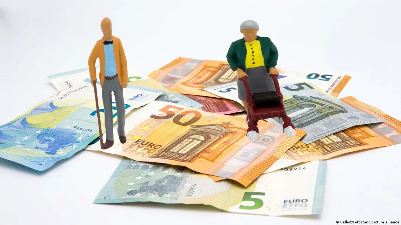 Cei mai mulţi pensionari se confruntă cu probleme financiare, nu doar în România