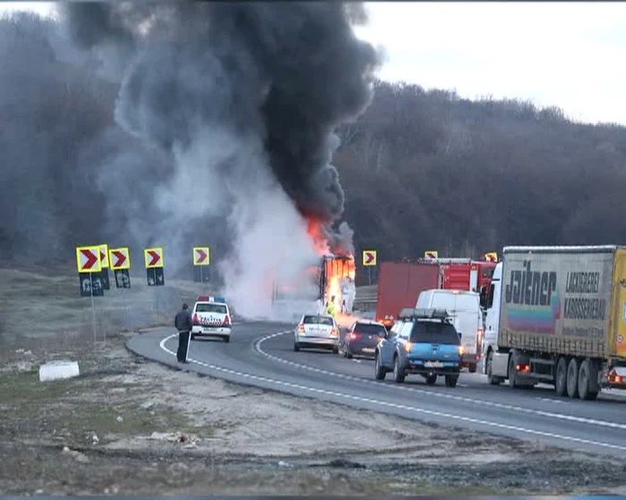 Traficul a fost blocat
