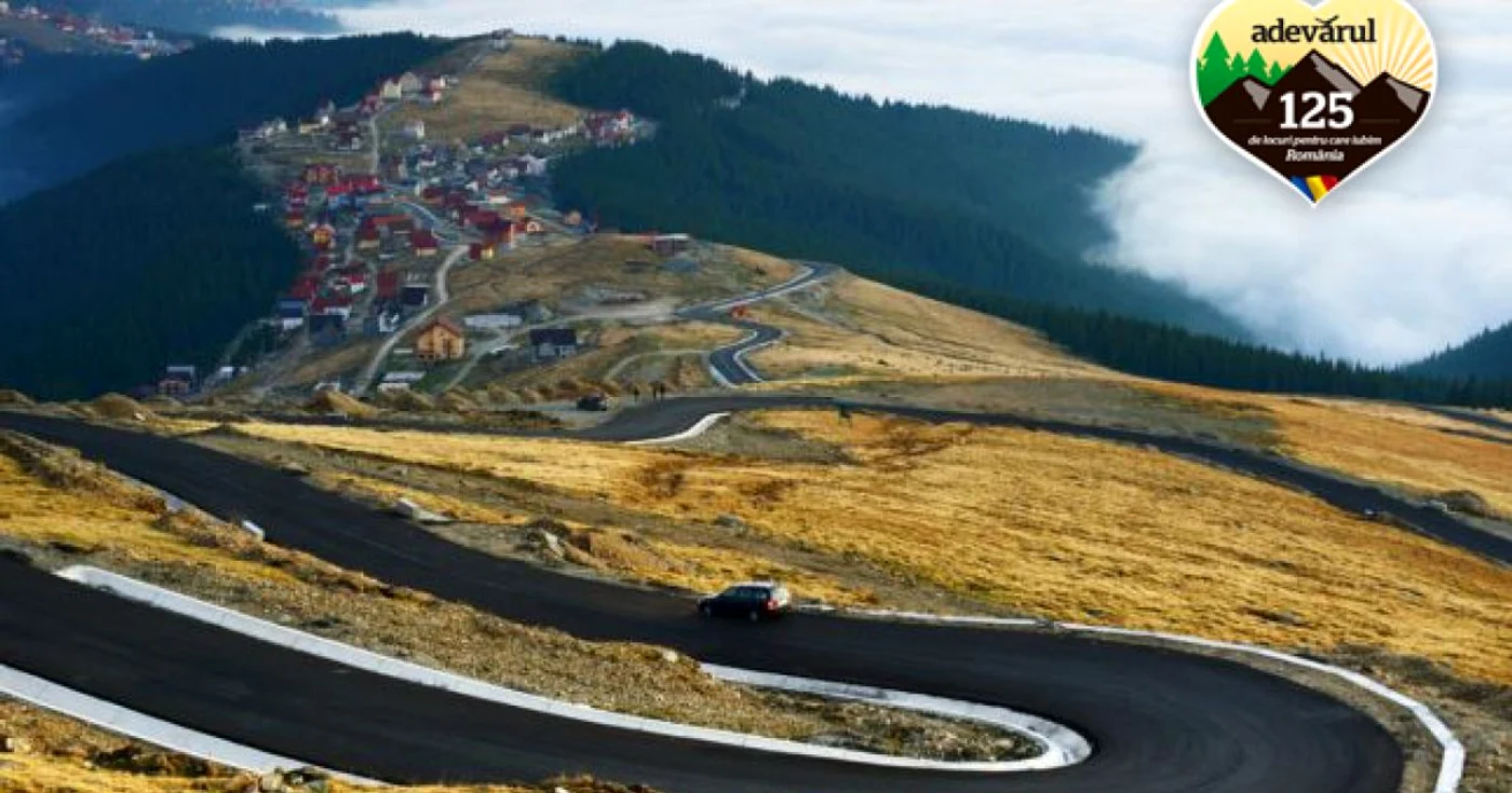 Transalpina urca de la Rânca spre creasta muntelui. FOTO