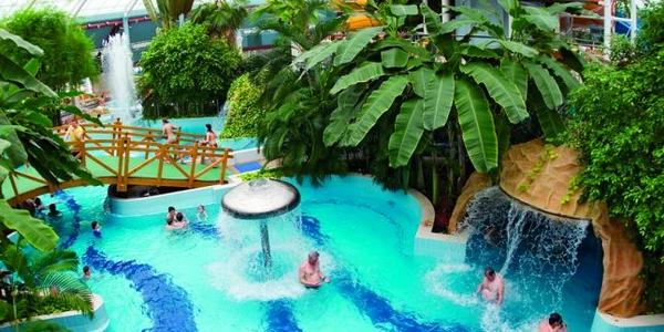 Ştrandurile din Ungaria încearcă să atragă clienţii cu promoţii