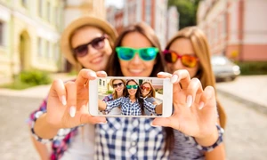 selfie foto shutterstock