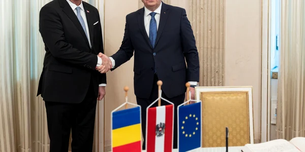ilie bolojan si cancelarul austriac jpg