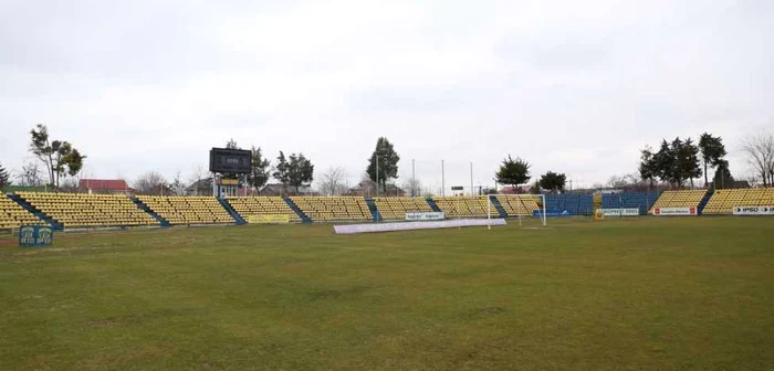 Stadionul din Călăraşi are nevoie de renovare FOTO Adevărul