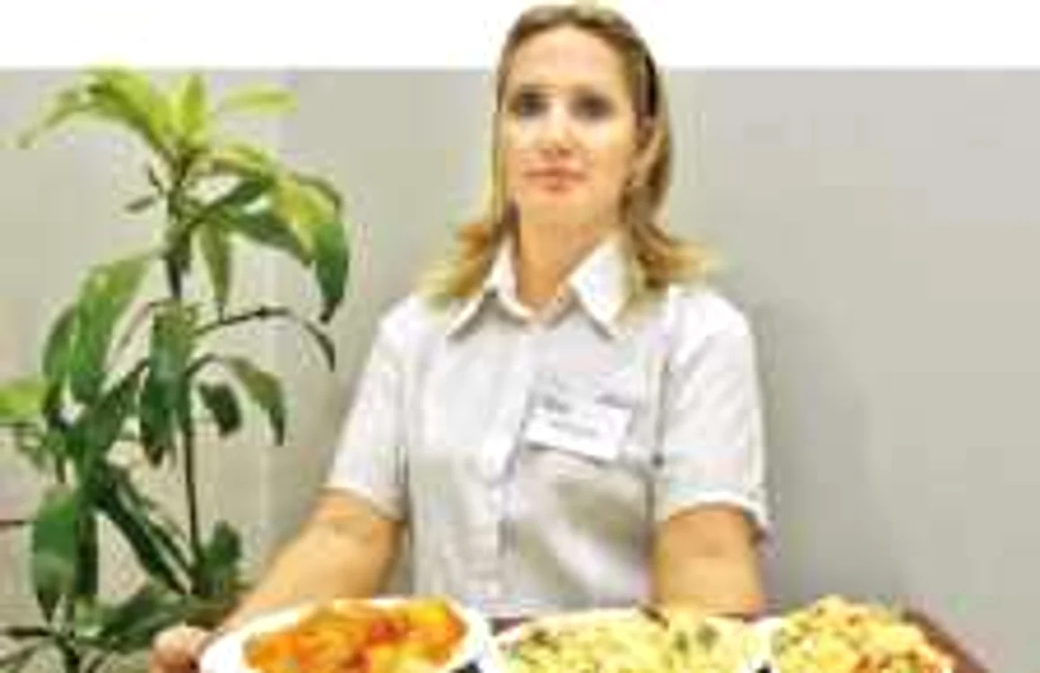 Meniul zilnic de post trebuie să conţină atât alimente gătite, cât şi crude