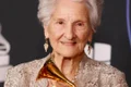 Cea mai in varsta castigatoare a unui premiu Grammy  Sursa imagine Instagram angelaalvarez1927 jpg