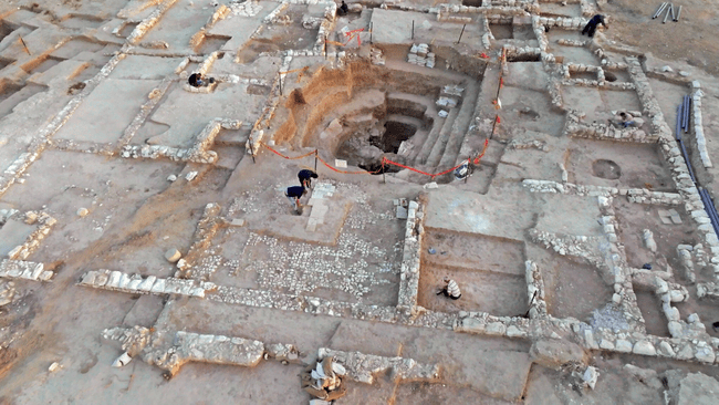  Ruinele unei reşedinţe de lux vechi de 1.200 de ani, prezentate de Israel 