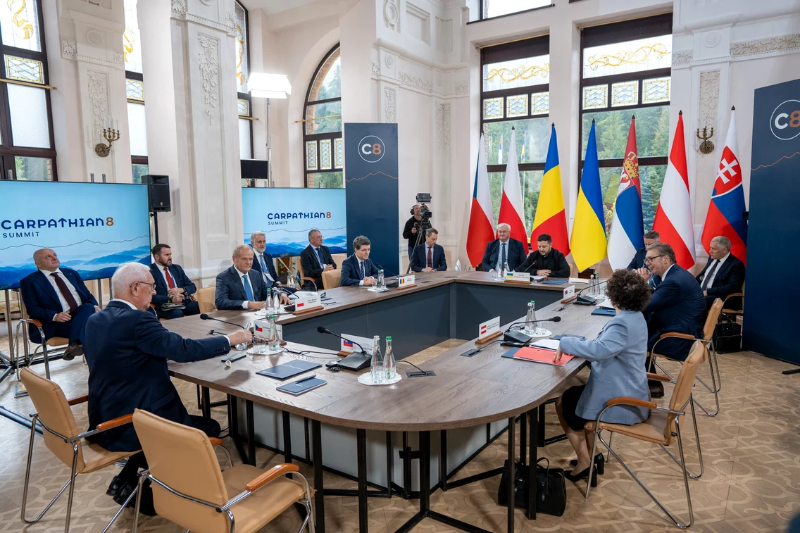 Nicușor Dan la Summitul Inițiativei pentru Integrare Carpatică din Ucraina