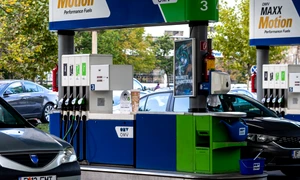 Benzinărie în București - motorina - benzina - pompa FOTO Shutterstock