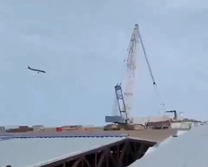 38 de oameni și-au pierdut viața în urma prăbușirii Foto: captură video