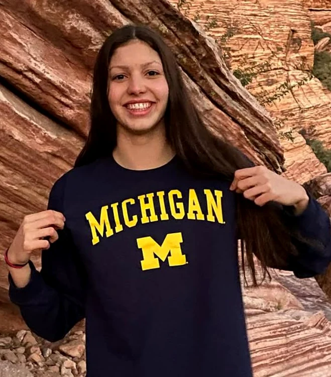 Rebecca Diaconescu s-a născut și a crescut în SUA, iar acum studiază la Universitatea Michigan