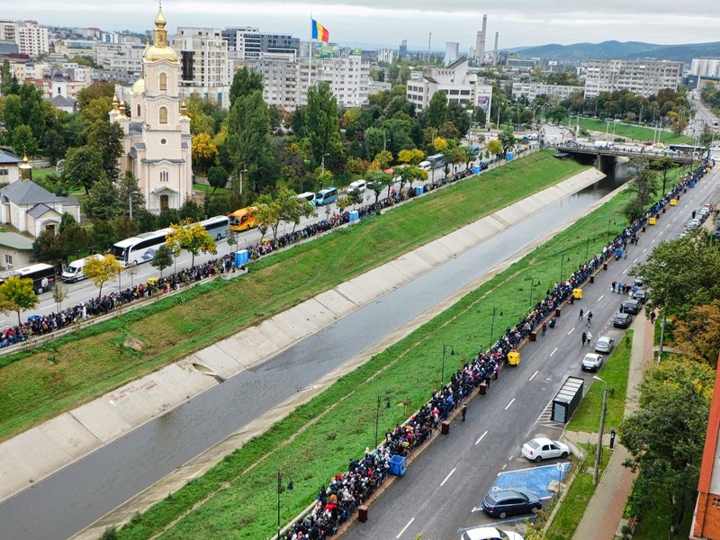Secretele celui mai mare pelerinaj, de secole, la Sfânta Parascheva. Ce minuni se ascund în spatele credinței