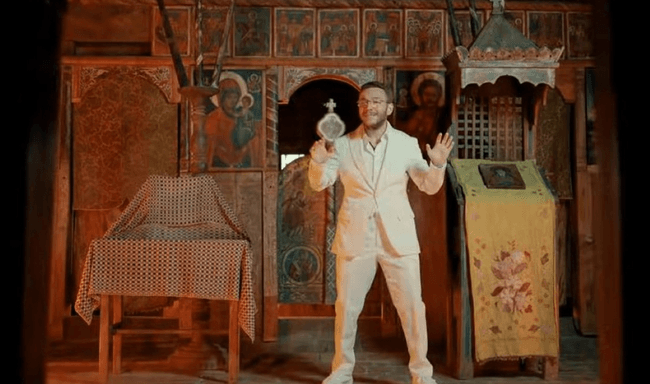 Biserica Muzeului Golești, transformată în platou de manele pentru videoclipul lui Forin Cercel. Ce spune directorul instituţiei