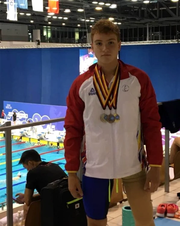 Arian Notrețu câștigă medalii la toate concursurile la care participă