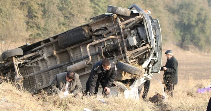 Fără o lege clară privind regimul transportatorilor, polițiștii se limitează la numărarea victimelor din accidente