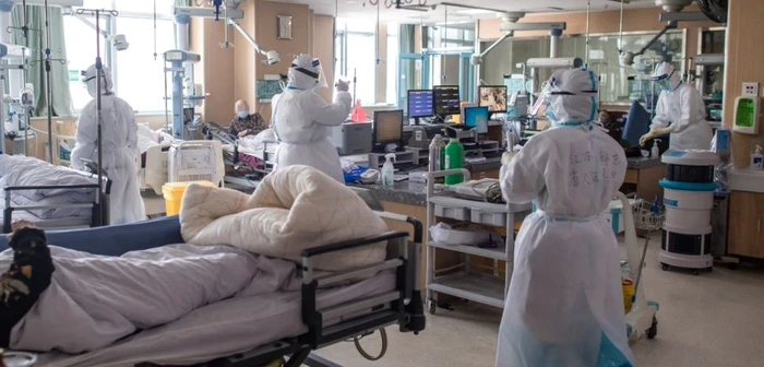 Pacienti coronavirus intr-un spital din China FOTO Mediafax 