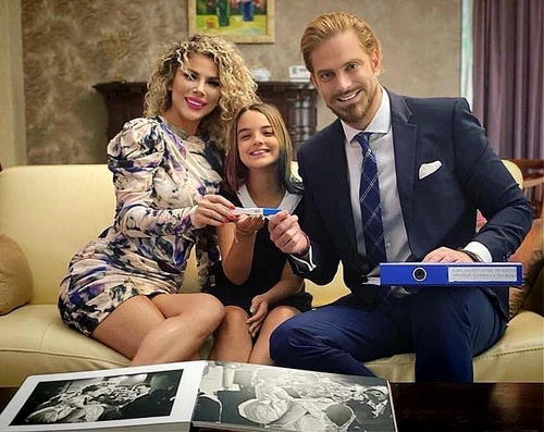 Alina Laufer este însărcinată cu gemeniFoto: Arhivă personală