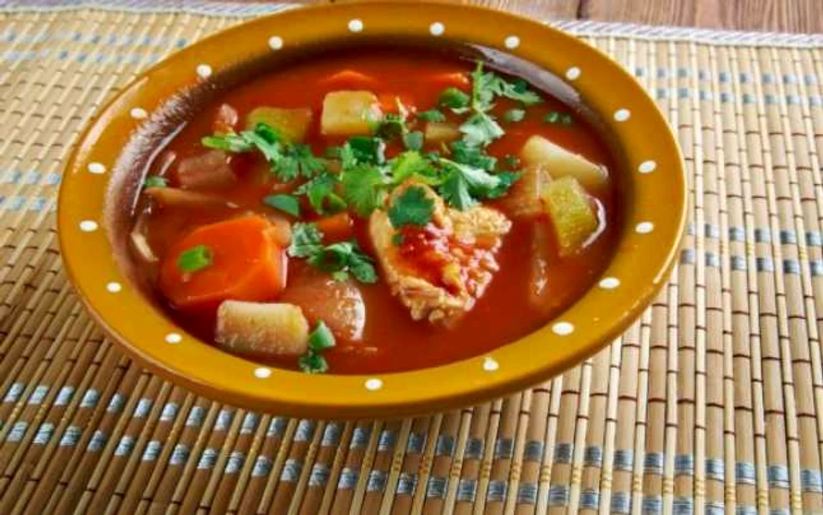 Trebuie să încerci această ciorbă delicioasă!