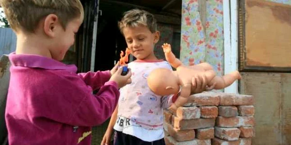 România este ţara cu cel mai mare procent al copiilor săraci