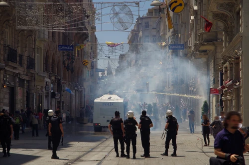 Taksim şi iluzia modelelor jpeg