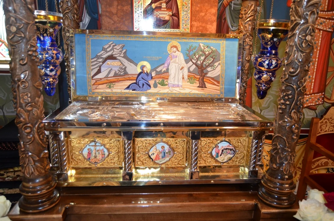 Racla cu moaştele Sfintei Maria Magdalena