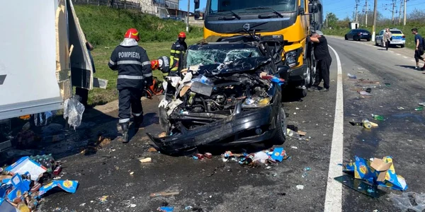 Accident rutier la Ruginoasa foto ISU Iaşi
