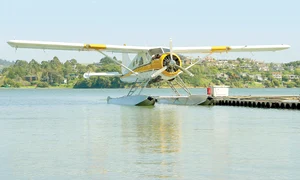 Hidroavionul a costat  500 000 de dolari jpeg