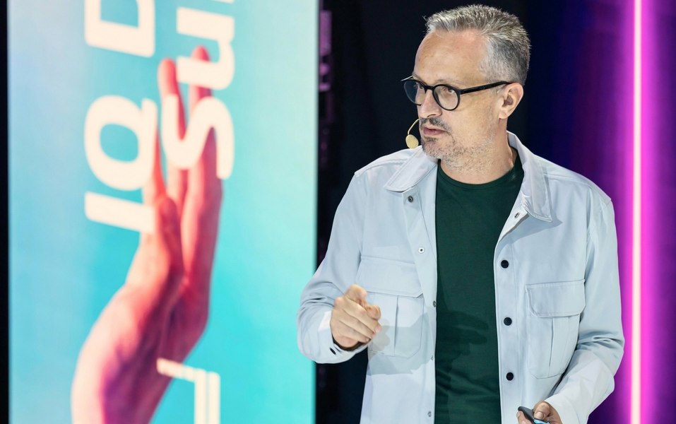 Expert digital, despre implicarea TikTok în alegeri: „Lipsa de transparență a marilor platforme este intolerabilă în democrație”