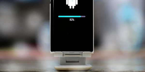 Android update actualizare FOTO Shutterstock