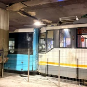 un tramvai a intrat in coliziune cu un autobuz foto b365 png
