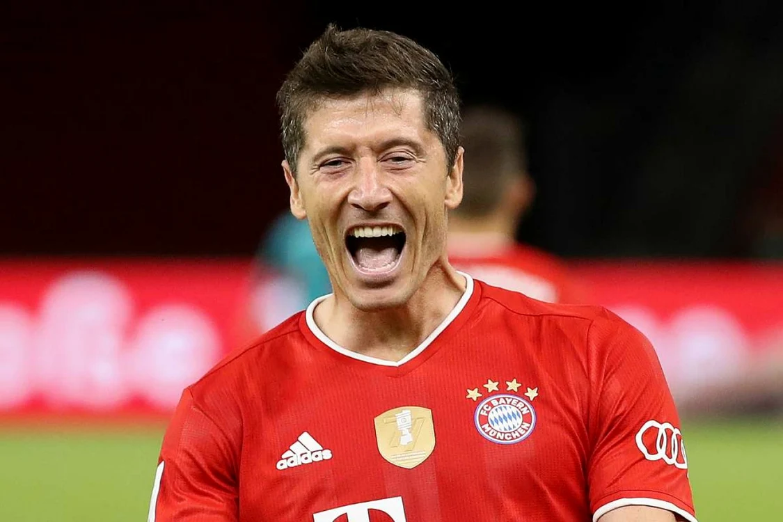 La 31 de ani, Robert Lewandowski face furori în Germania