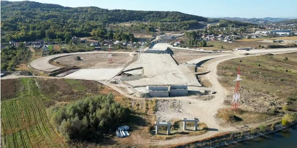 filmare tronson 5 autostrada sibiu pitesti FOTO Adonde Next jpg